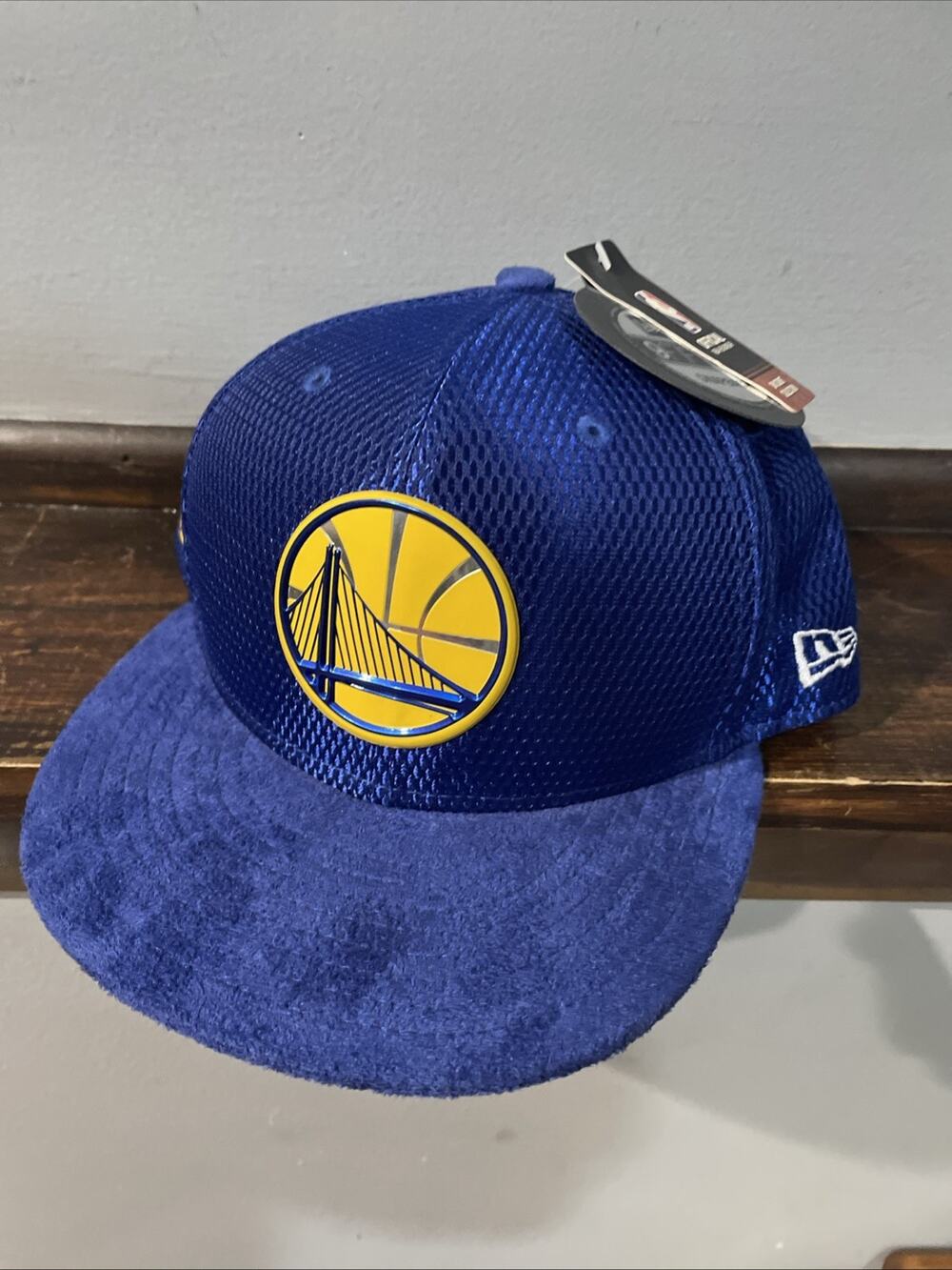 New Era Golden State Warriors 9FIFTY On Court Adjustable Snapback Cap/Hat